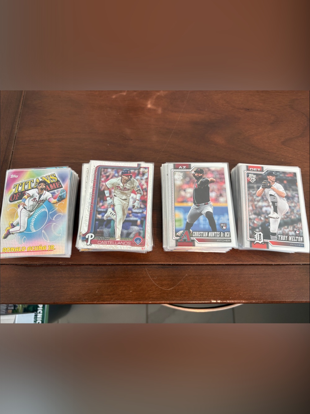 Topps Baseball Card 200 Lot